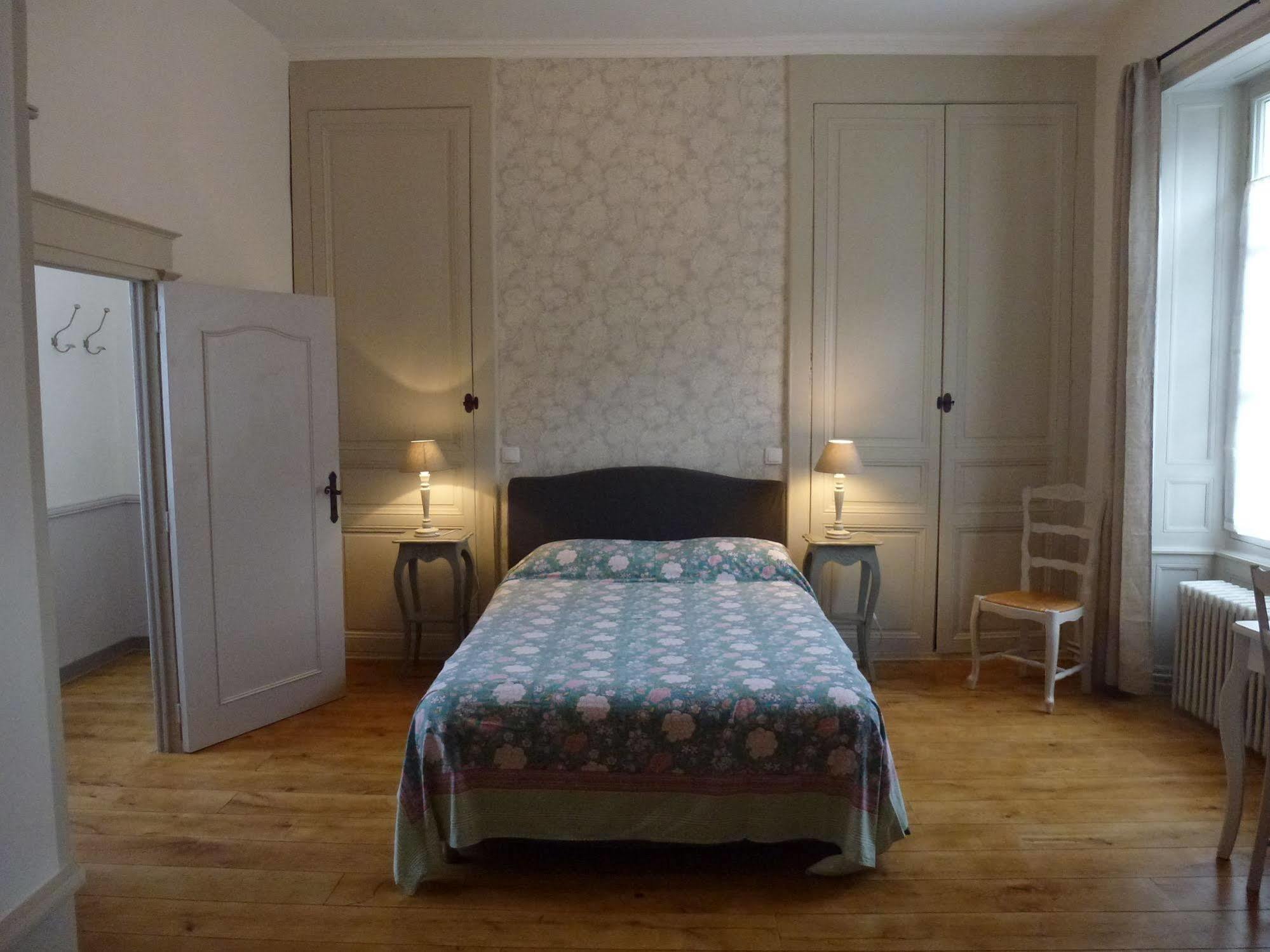 Hotel De Biencourt Azay-le-Rideau Dış mekan fotoğraf